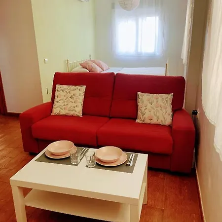 Exclusive And Gorgeous Seefront Studio Apartment! Apartment