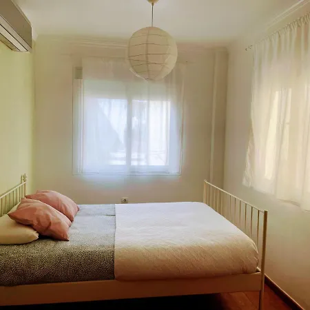Exclusive And Gorgeous Seefront Studio Apartment! *
